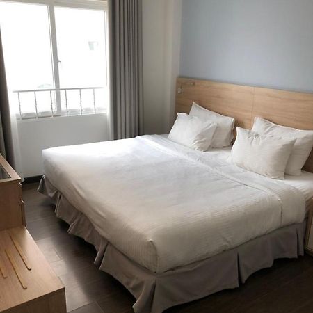 Miku Guesthouse Bangkok Ngoại thất bức ảnh
